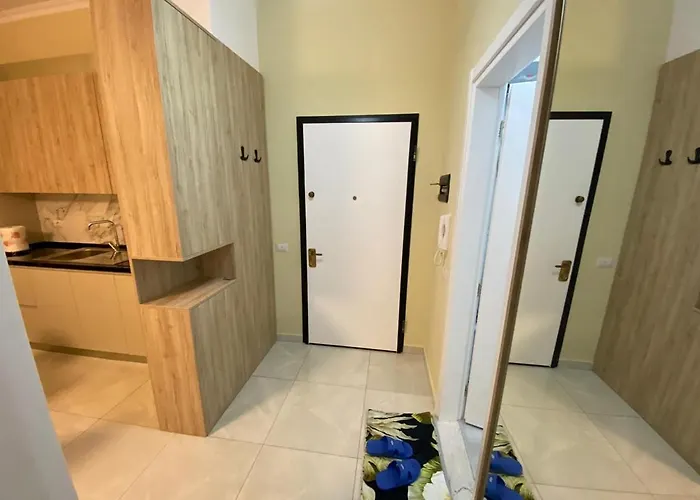 Kevin's Lungomare * Vlorë