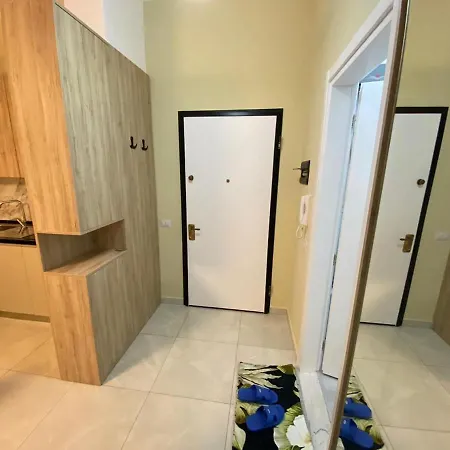 Kevin's Lungomare * Vlorë