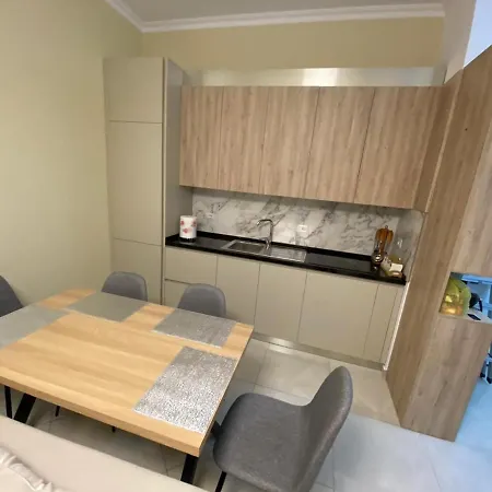 Kevin's Lungomare Appartamento Vlorë