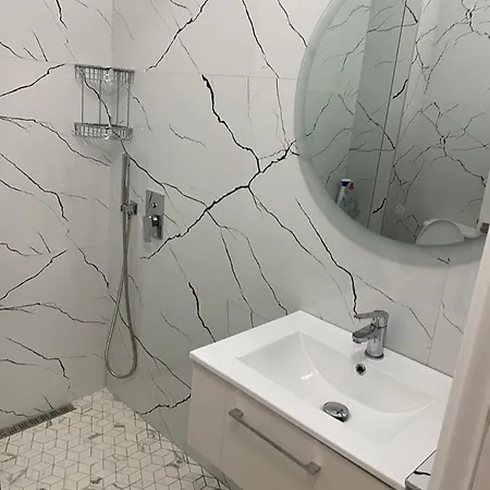 Kevin's Lungomare * Vlorë