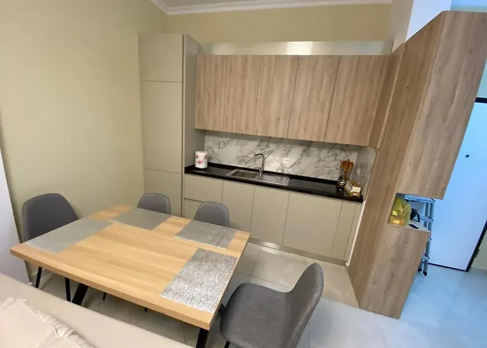 Kevin's Lungomare Apartamento Vlorë